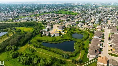 Interior photo 1 of 715 WILDWOOD PT NW