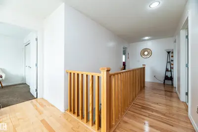 Interior photo 3 of 715 WILDWOOD PT NW