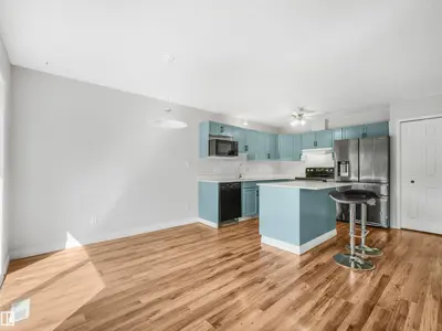 Interior photo 4 of #2 3311 58 ST NW