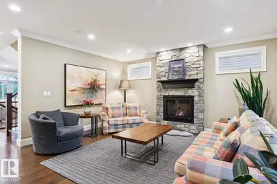 Interior photo 4 of 8927 117 ST NW