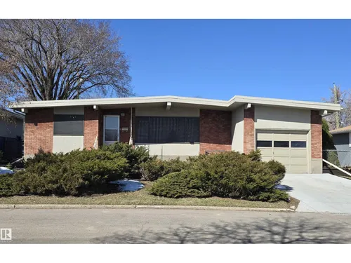 9624 75 ST NW, Edmonton - $459,900