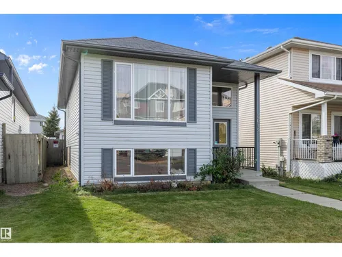 3019 33 AV NW, Edmonton - $459,900
