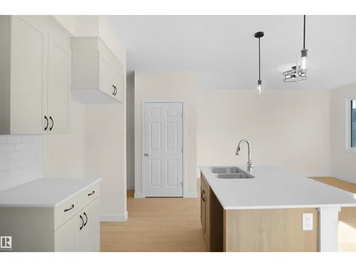1011 14 AV NW, Edmonton - $601,123