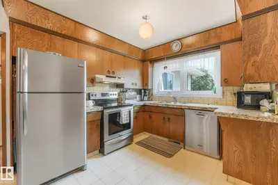 Interior photo 3 of 13911 86 ST NW