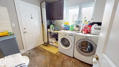 Interior photo 4 of 852 WHEELER RD W NW