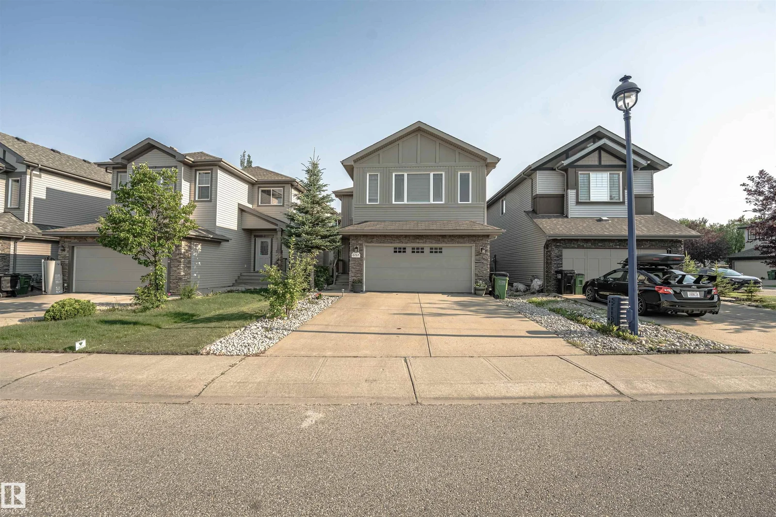 6727 20 Ave SW, Edmonton - 5 bedroom Detached Single Family for sale
