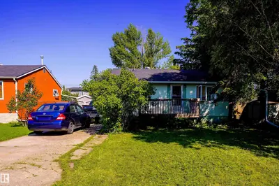 Interior photo 1 of 8945 150 ST NW