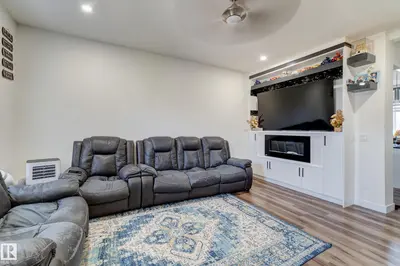 Interior photo 3 of #8 1703 16 AV NW NW