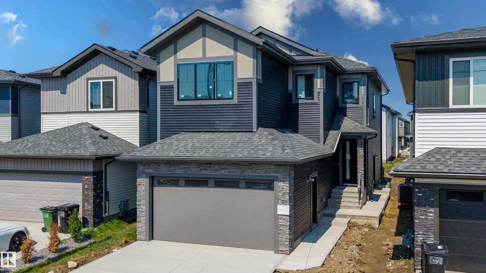 8728 182 AV NW NW, Edmonton - 4 bedroom Detached Single Family for sale