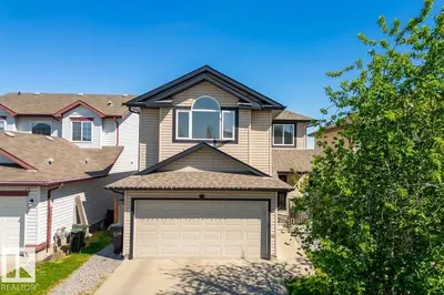 Interior photo 1 of 1212 37C AV NW