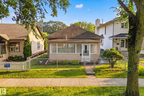 11327 91 ST NW, Edmonton - $229,000