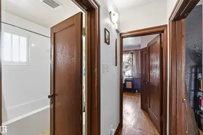 Interior photo 4 of 11343 96 ST NW