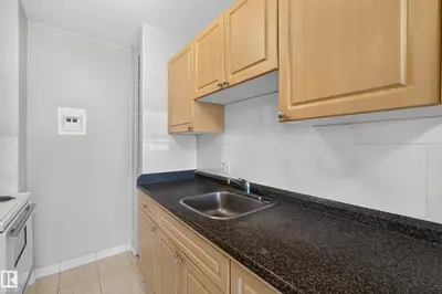 Interior photo 2 of #1508 10883 Saskatchewan DR NW NW