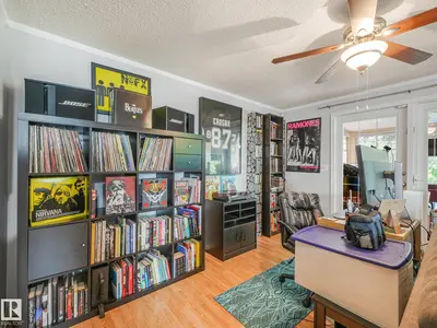 Interior photo 3 of 3527 41 AV NW