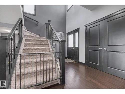 1944 68 ST SW, Edmonton - $549,999