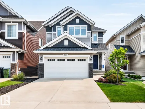 1939 79 ST SW, Edmonton - $648,900