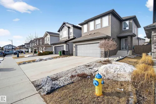 3306 HILTON CR NW, Edmonton - $579,900