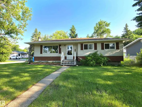 53 RAVEN DR, Sherwood Park - $379,999