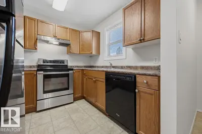 Interior photo 3 of 10473 24 AV NW