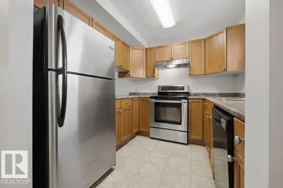 Interior photo 4 of 10473 24 AV NW