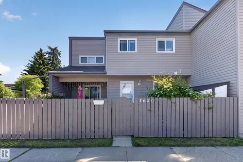 1620 LAKEWOOD RD NW NW, Edmonton - $215,000