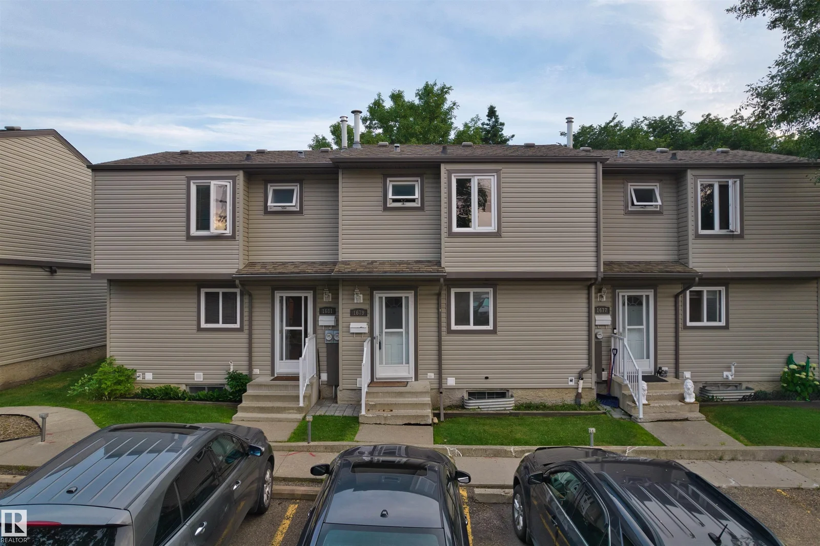 1679 LAKEWOOD RD NW NW, Edmonton - 3 bedroom Townhouse for sale
