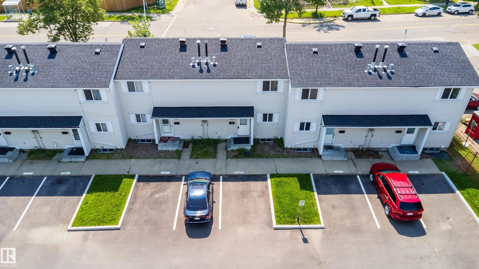 11432 139 AV NW, Edmonton - 4 bedroom Townhouse for sale