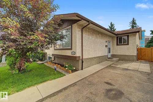 13849 114 ST NW, Edmonton - $267,900