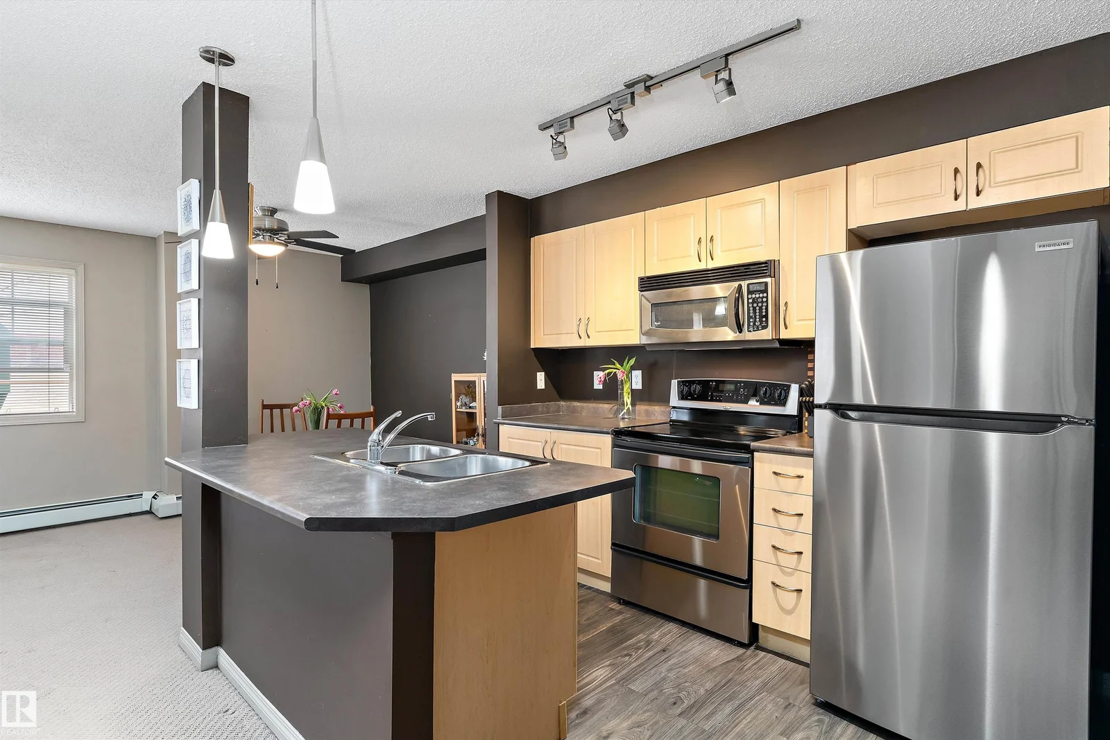 11445 Ellerslie Rd SW, Edmonton - 2 bedroom Apartment for sale
