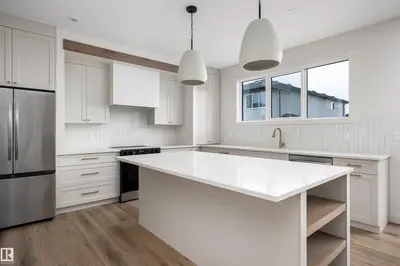 Interior photo 2 of 8 DARBY CR