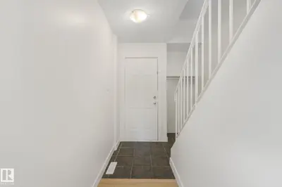 Interior photo 4 of 5833 RIVERBEND RD NW