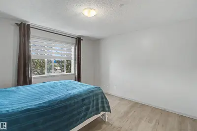 Interior photo 4 of #204 309 CLAREVIEW STATION DR NW
