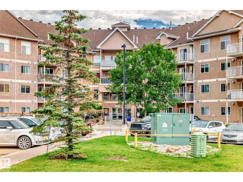 #424 4312 139 AV NW, Edmonton - $159,000