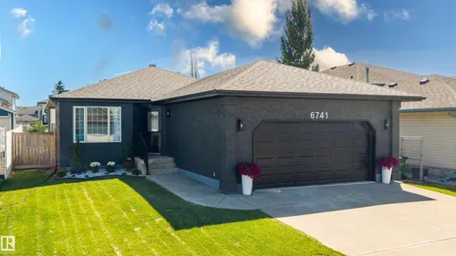 6741 162A AV NW, Edmonton - $549,900