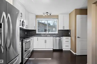 Interior photo 4 of 269 Centennial DR