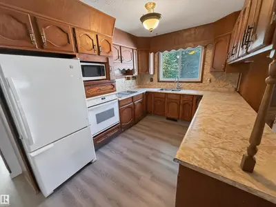 Interior photo 4 of 11327 25 AV NW
