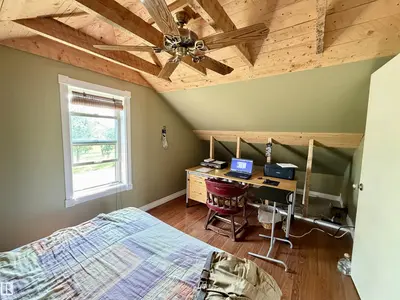 Interior photo 4 of 5040 49 ST