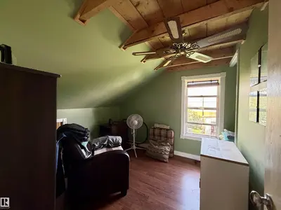 Interior photo 2 of 5040 49 ST