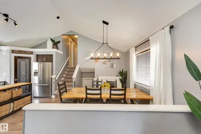 Interior photo 4 of 7904 13 AV SW
