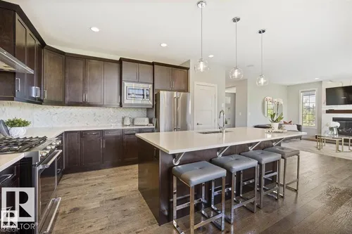 1004 Huckell Pl SW SW, Edmonton - $1,090,000