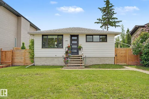 15771 106A AV NW, Edmonton - $399,900