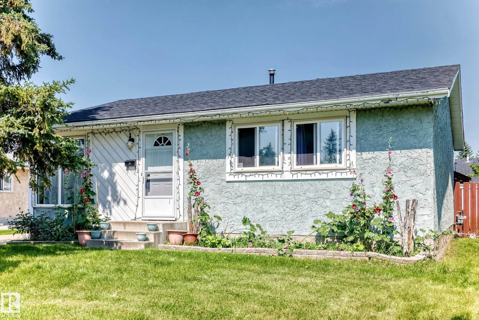 9824 171 AV NW, Edmonton - 4 bedroom Detached Single Family for sale