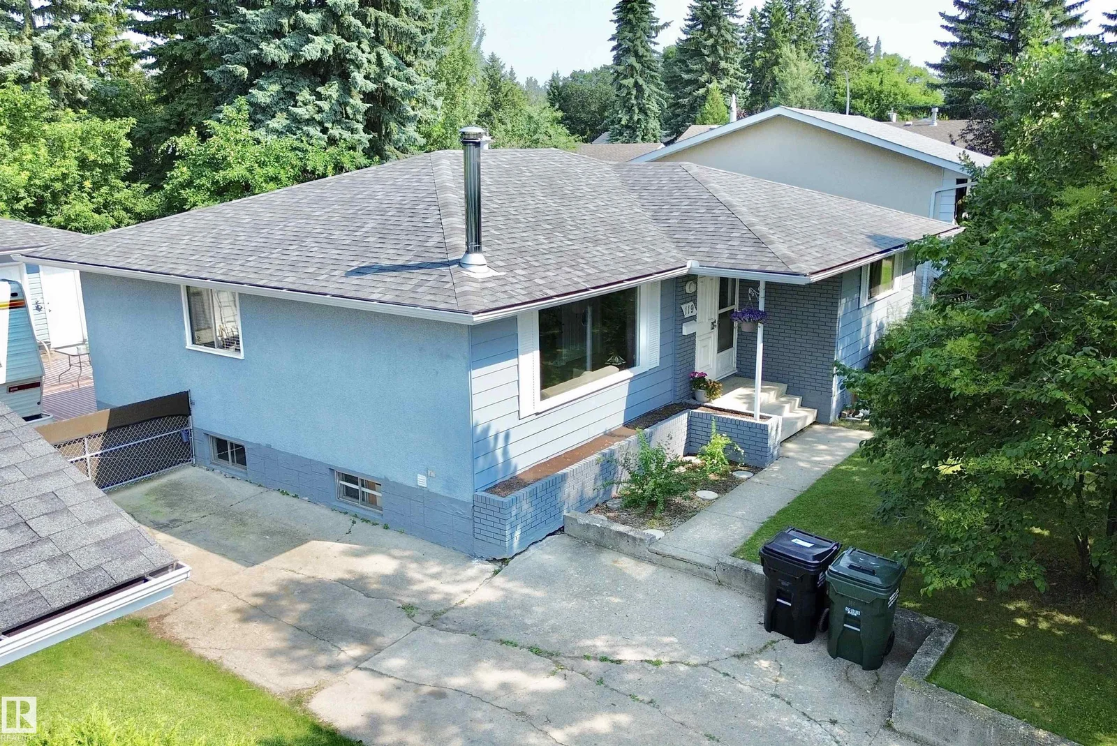 119 GARLAND CR, Sherwood Park - 5 bedroom Detached Single Family for sale