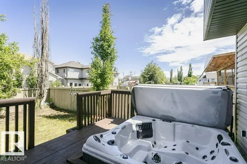 8018 3 AV SW, Edmonton - $569,999