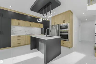 Interior photo 3 of 3033 7A Avenue SW SW
