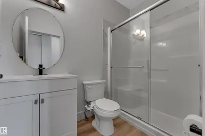 Interior photo 2 of 3811 42 AV