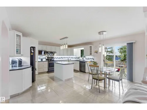 #1 COLONIAL CL, Beaumont - $587,900