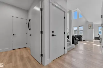 Interior photo 3 of 3811 42 AV