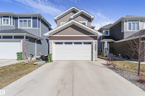 16212 32 AV SW, Edmonton - $569,900