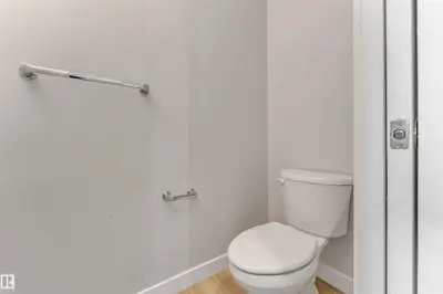Interior photo 3 of 562 GLENRIDDING RAVINE DR SW